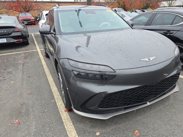 2023 Genesis GV60 Advanced photo 2
