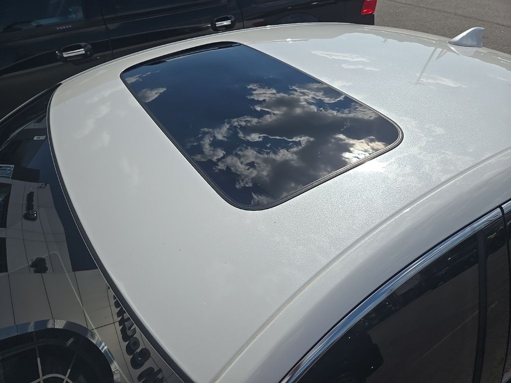 2018 Honda Accord Touring photo 4