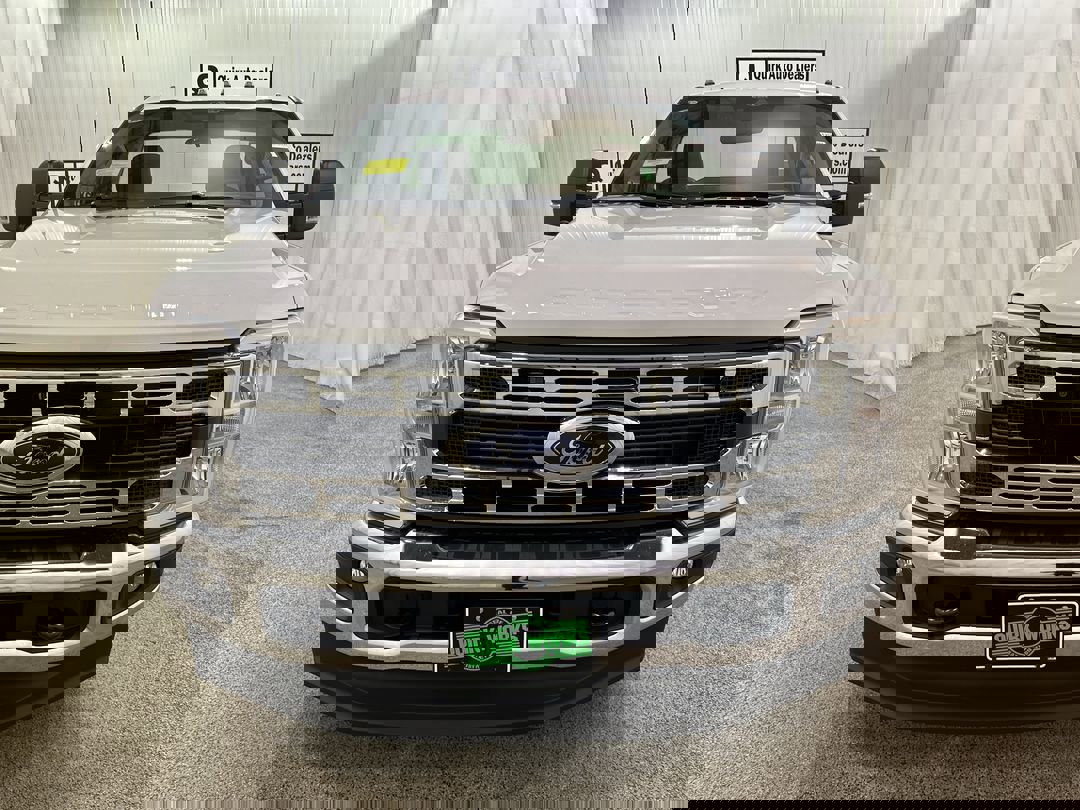 New 2025 OXFORD WHITE Ford XL image 2