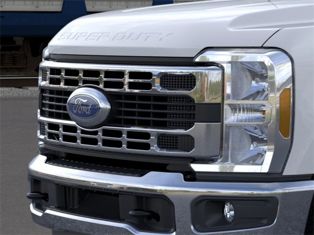 2025 Ford F-350 photo 15
