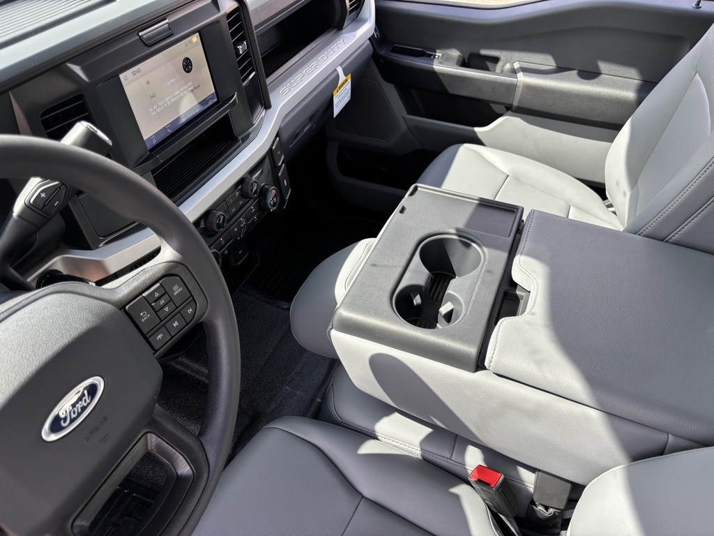 2026 Ford F-350 XL photo 16