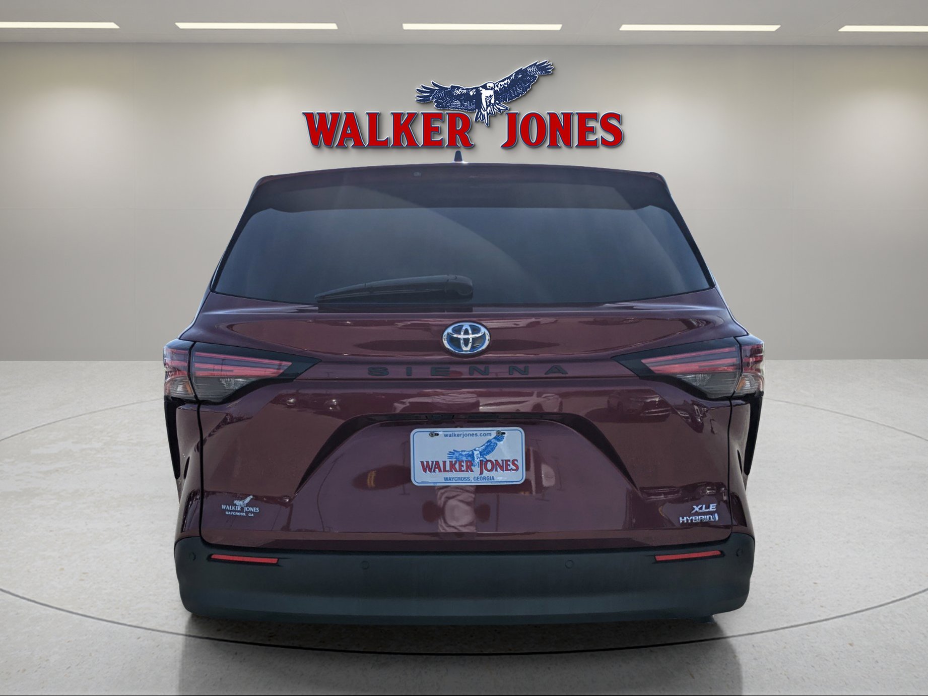 2021 Toyota Sienna XLE photo 4