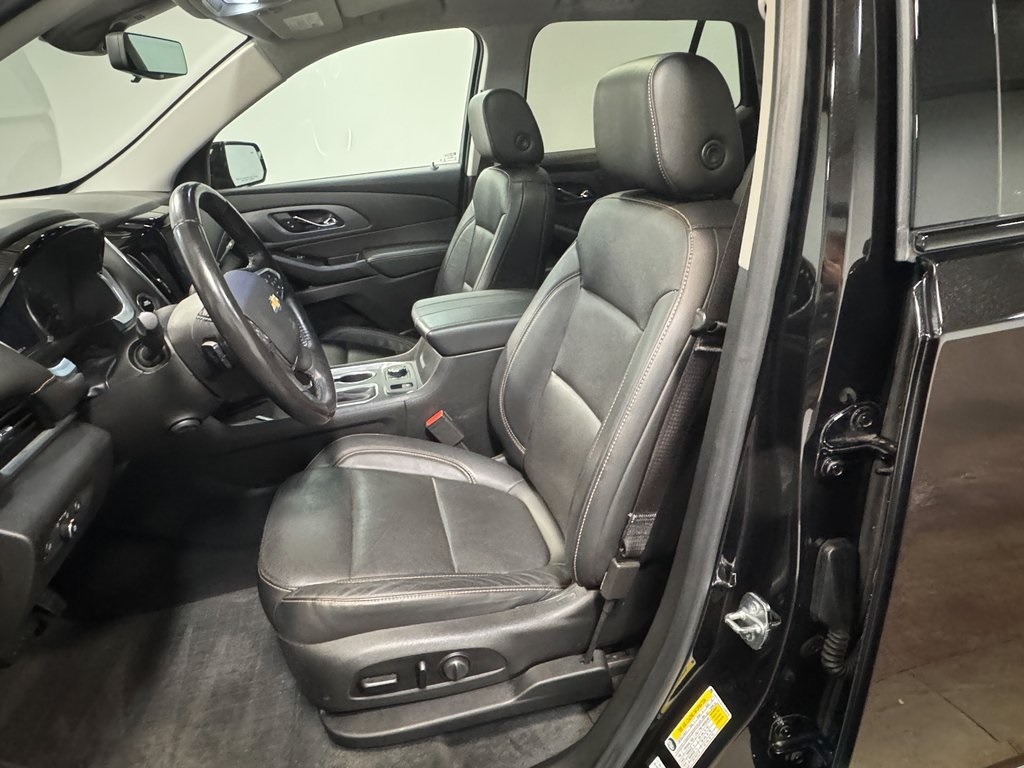 2019 Chevrolet Traverse Premier photo 11