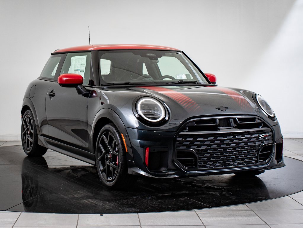 2025 Mini Cooper 2 Door Hardtop Iconic photo 11