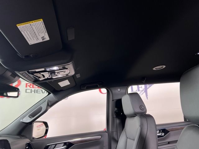 2026 Chevrolet Suburban LT photo 18