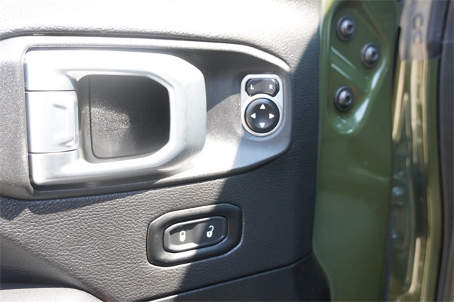 2022 Jeep Gladiator Mojave photo 18