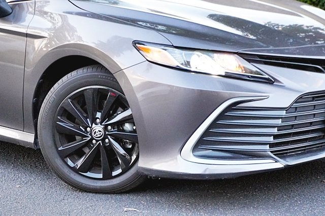 Used 2023 Gray Toyota LE image 3