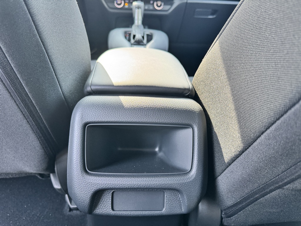 2026 Honda HR-V LX photo 8