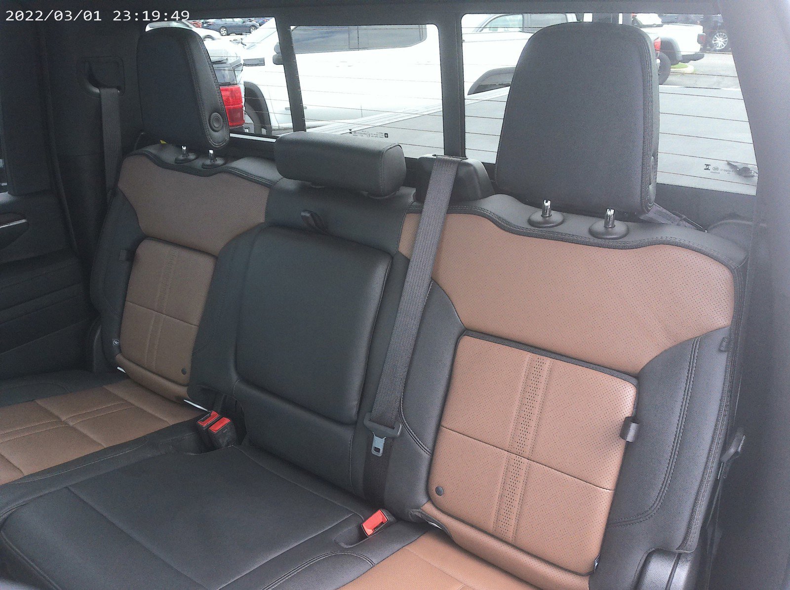 2025 Chevrolet Silverado 3500HD High Country photo 29