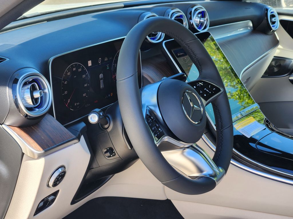2026 Mercedes Benz GLC 300 4MATIC photo 12