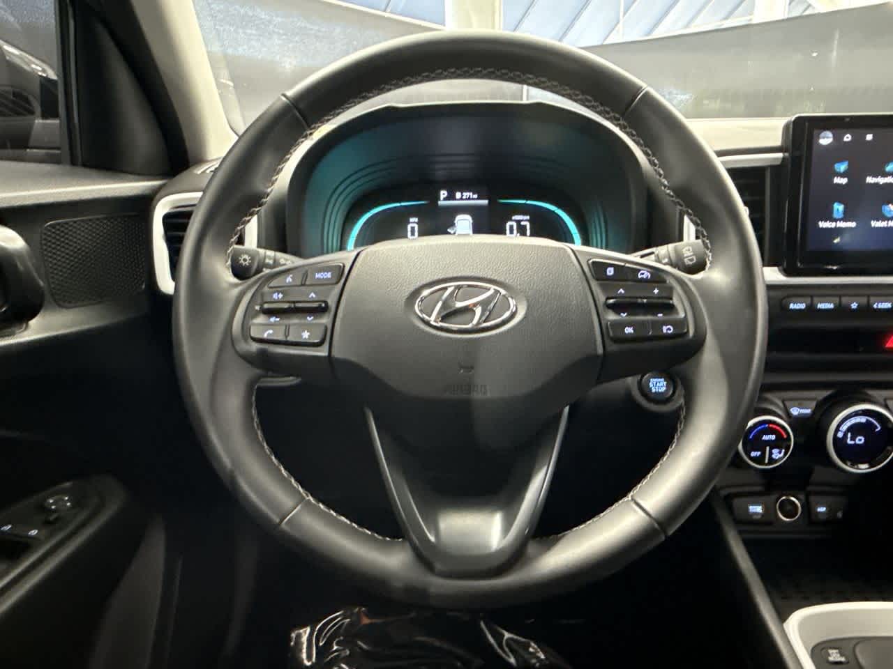 2024 Hyundai Venue Limited photo 19