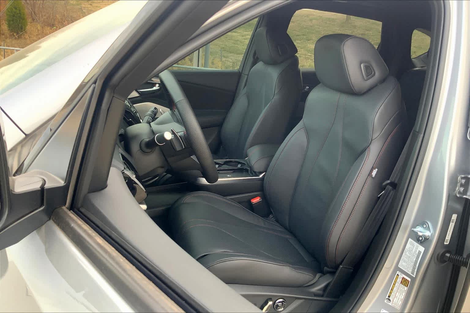 2025 Acura RDX A-Spec Advance photo 8