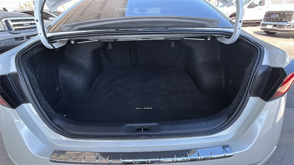 2020 Nissan Altima 2.5 SR photo 22