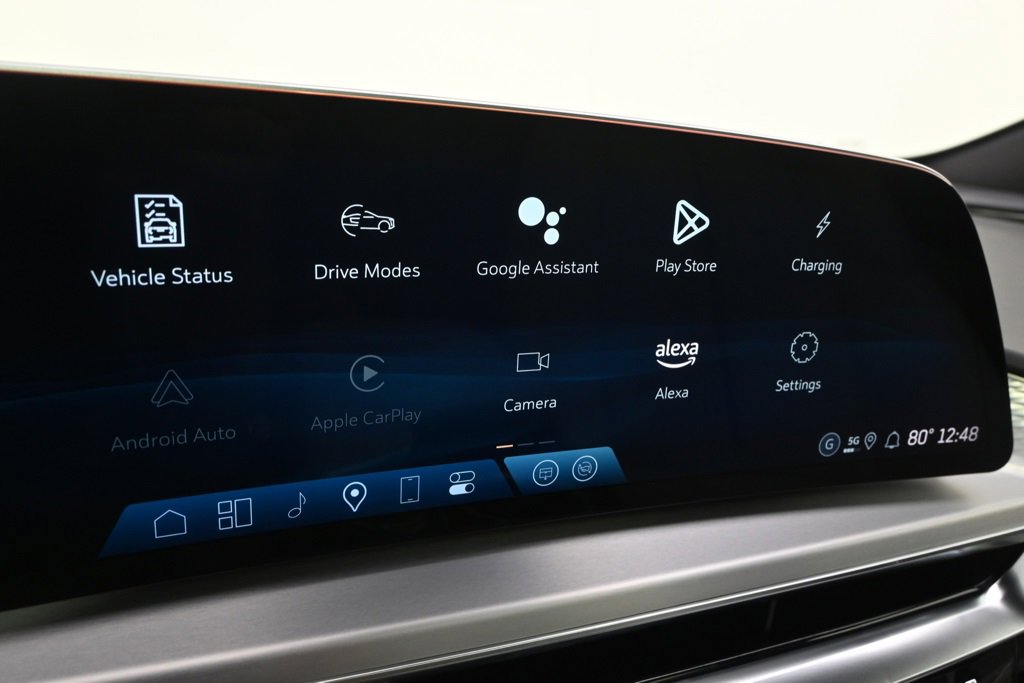 2025 Cadillac Lyriq Sport photo 22