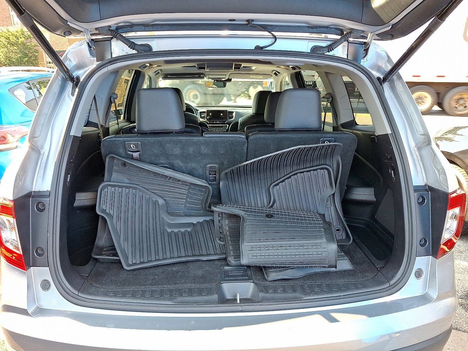 2019 Honda Pilot Elite photo 26