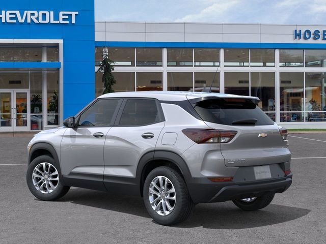 2026 Chevrolet Trailblazer LS photo 2