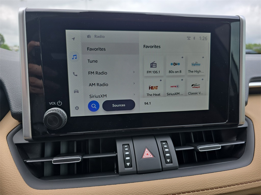 2025 Toyota RAV4 XLE Premium photo 21