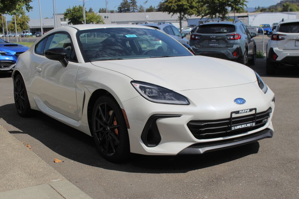 2025 Subaru BRZ tS photo 2