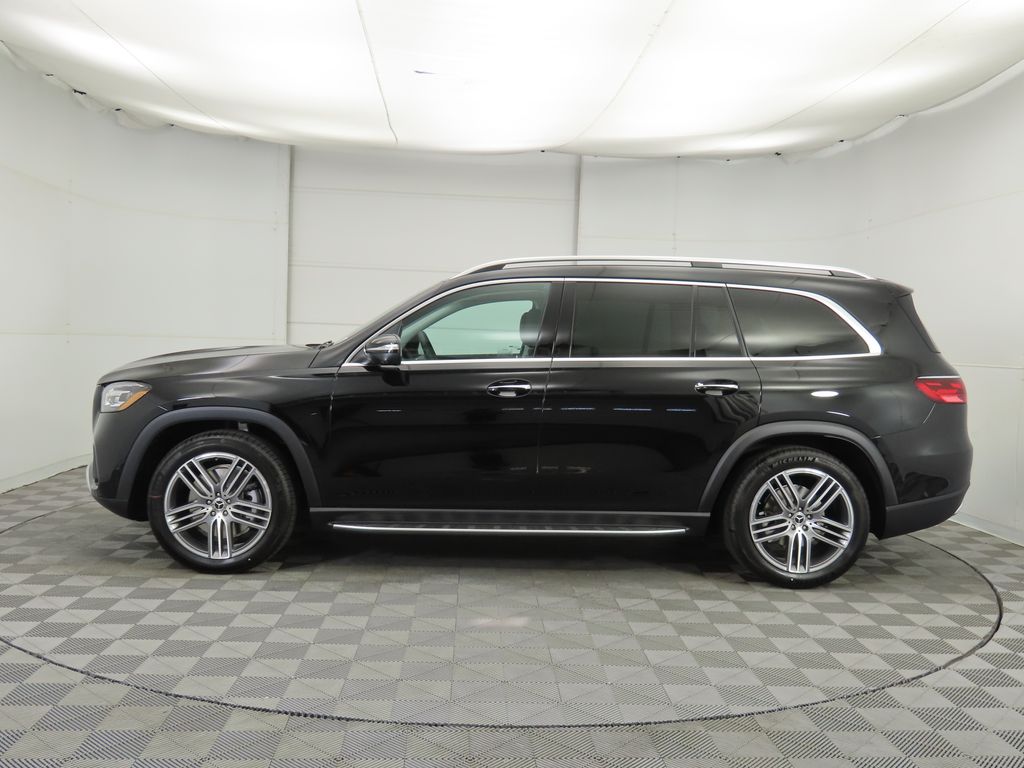 2026 Mercedes Benz GLS 450 4MATIC photo 8