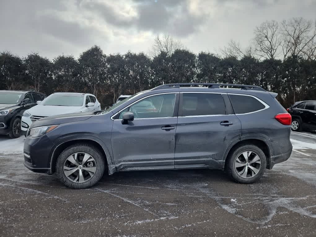 2019 Subaru Ascent Premium photo 2