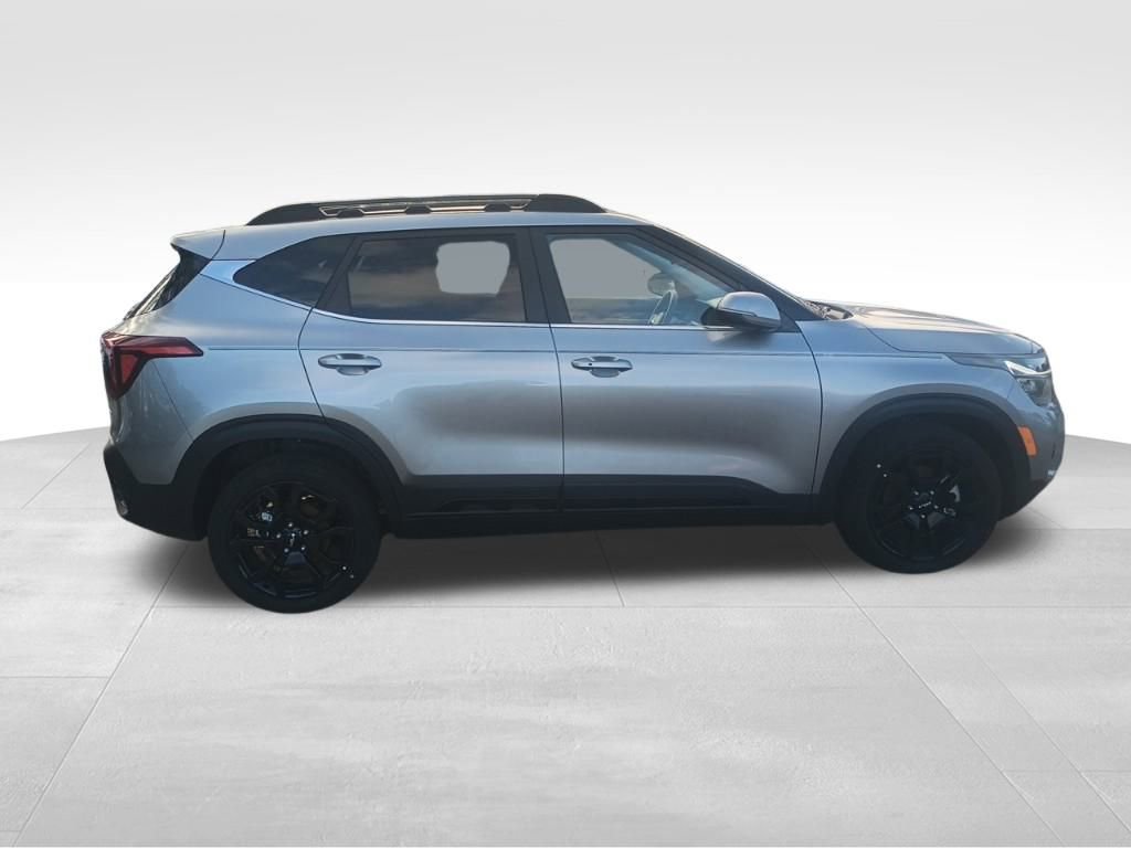 2024 Kia Seltos X-Line photo 5