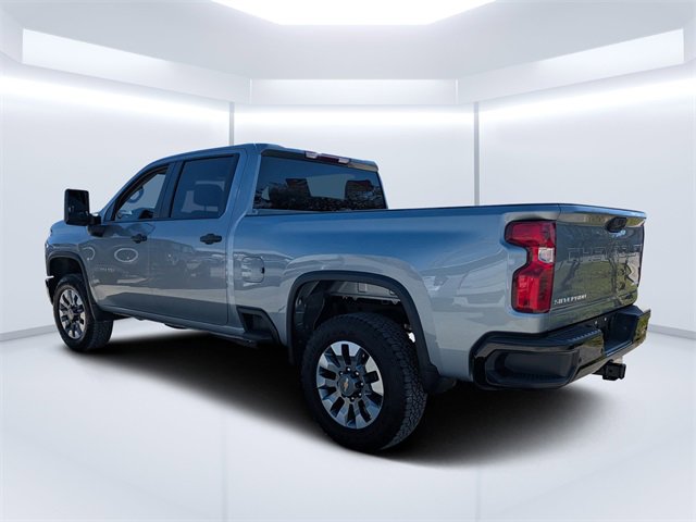 2025 Chevrolet Silverado 2500HD Custom photo 5