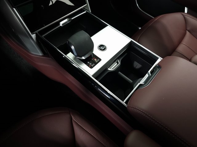 2025 LAND ROVER RANGE ROVER - Image 33