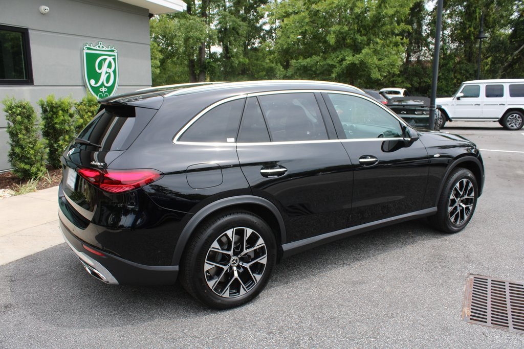 2025 Mercedes Benz GLC 350e 4MATIC photo 3