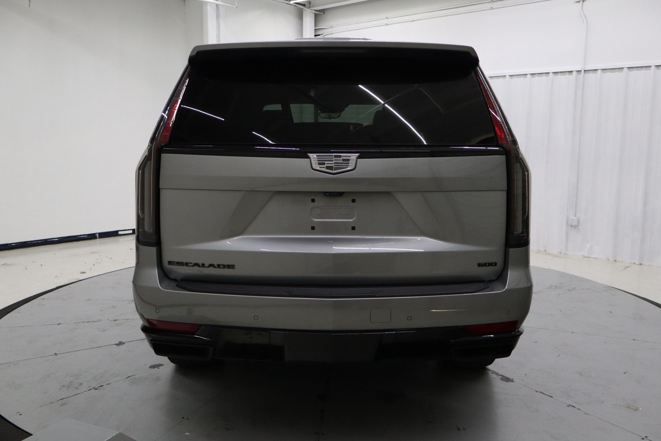 2024 Cadillac Escalade Sport photo 3