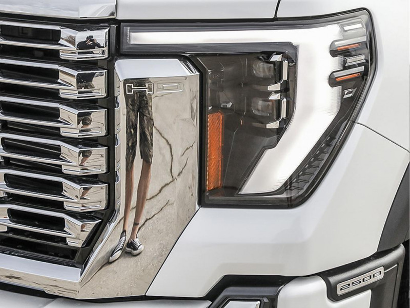 New 2024 GMC Sierra 2500HD Denali Running Boards 814 B/W Crew Cab