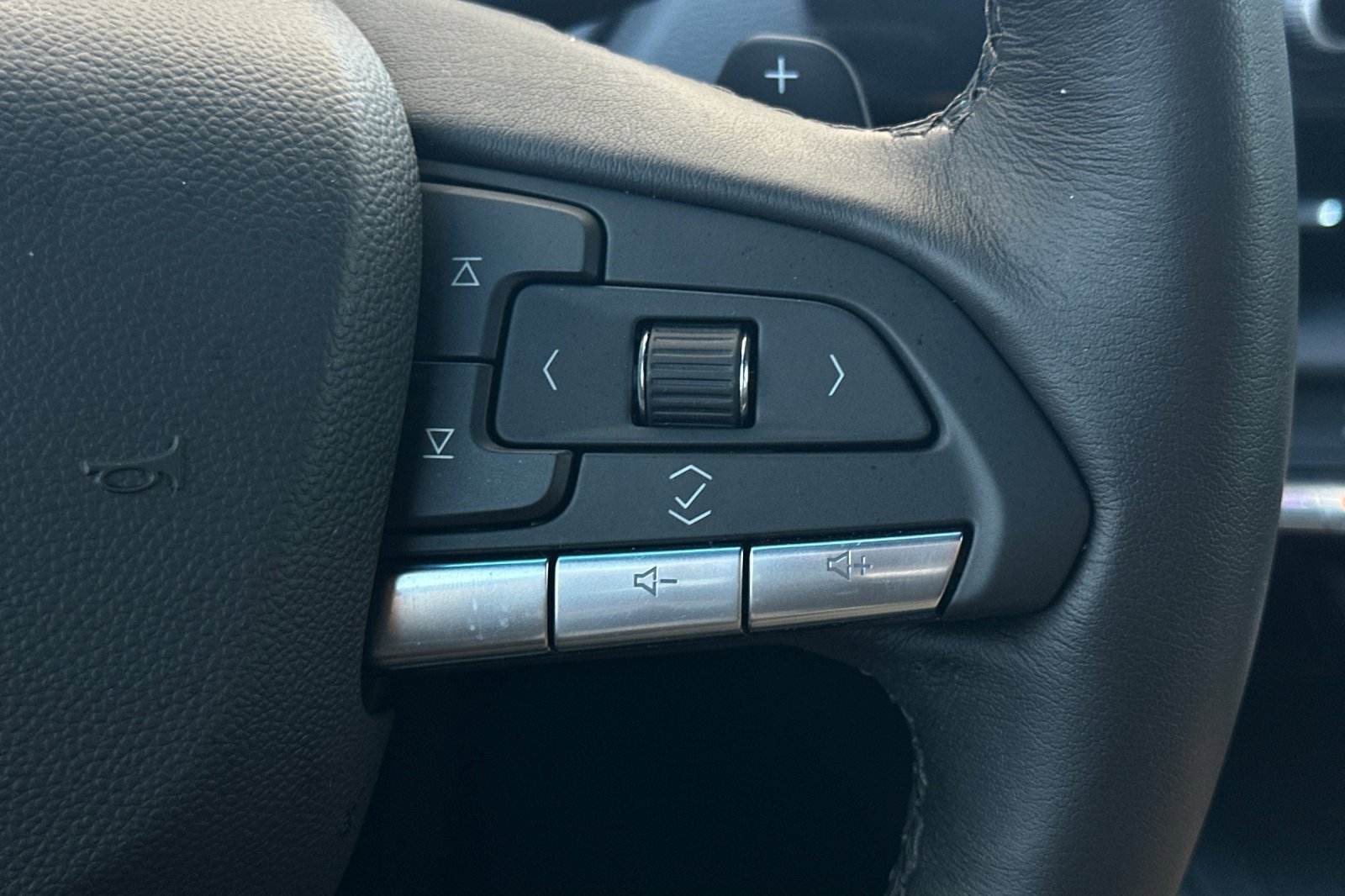 2024 Cadillac CT4 Luxury photo 30