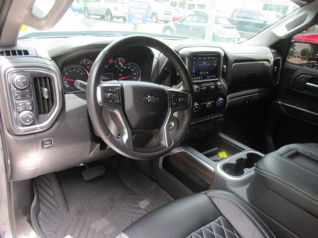 2022 Chevrolet Silverado 1500 RST photo 16