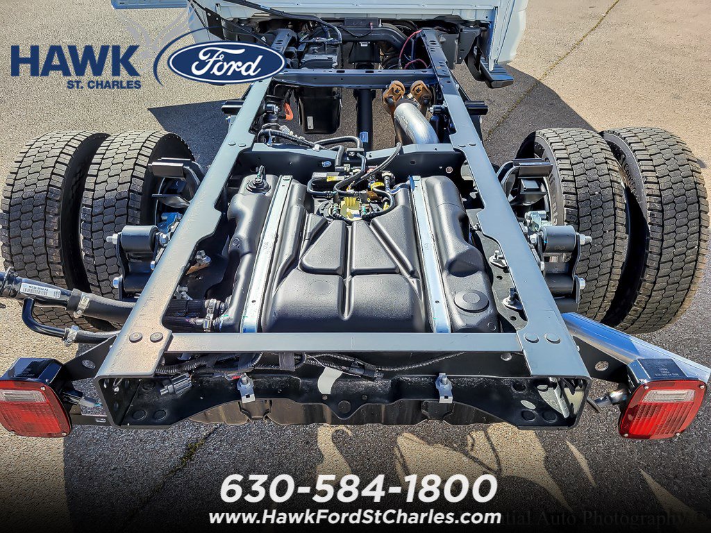 2026 FORD F-450 - Image 13