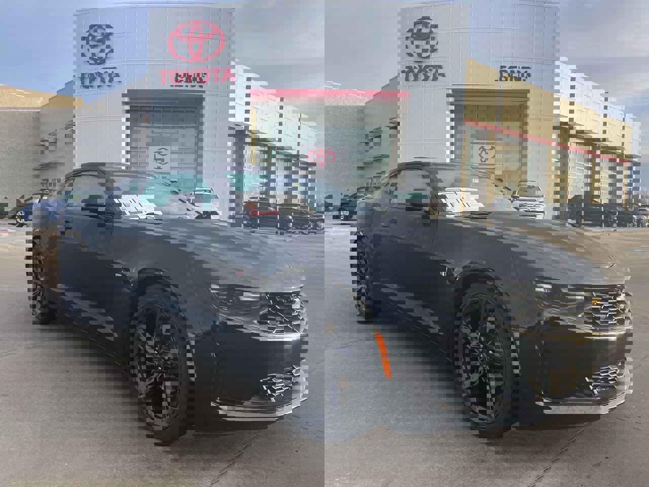 2020 Chevrolet Camaro 1LT's photo