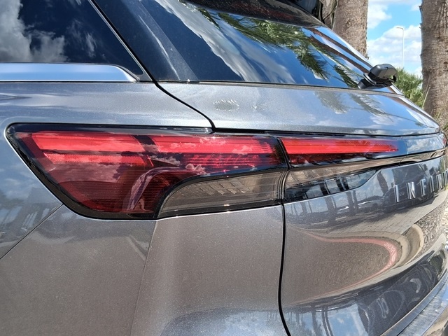 2026 Infiniti QX60 Luxe photo 7