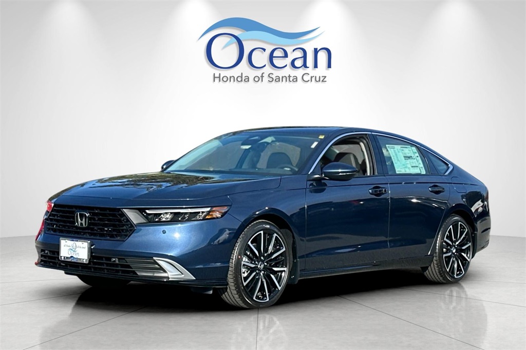 2025 Honda Accord Hybrid Touring photo 2