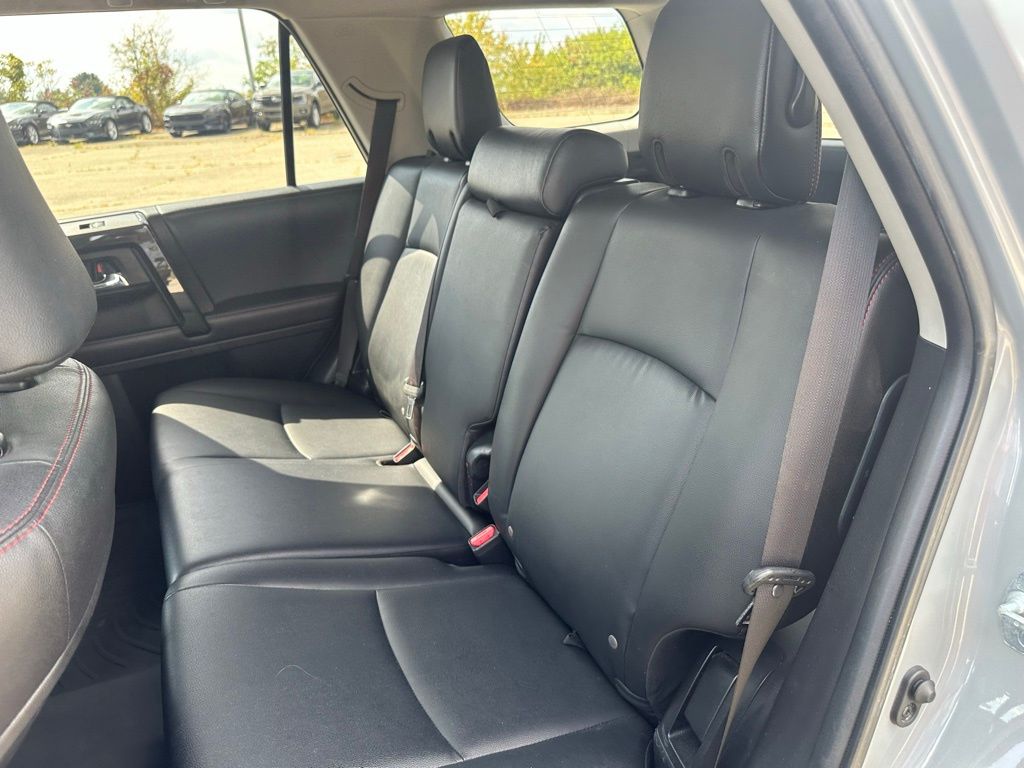 2017 Toyota 4Runner TRD Pro photo 13