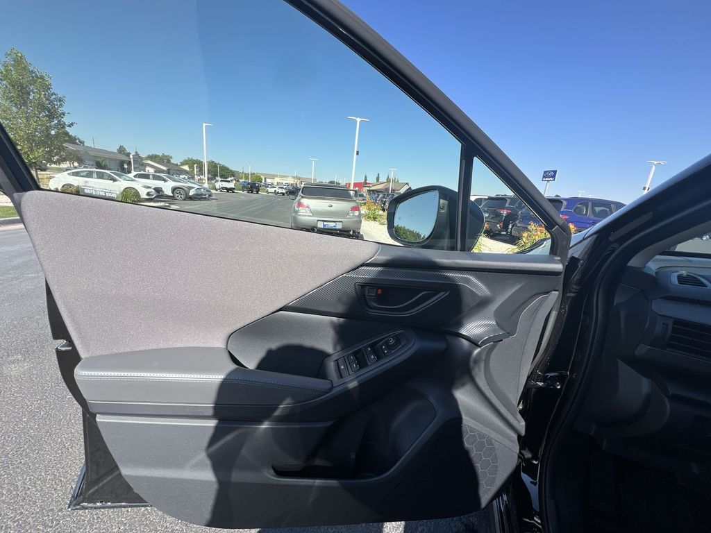 2025 Subaru Crosstrek Premium photo 19