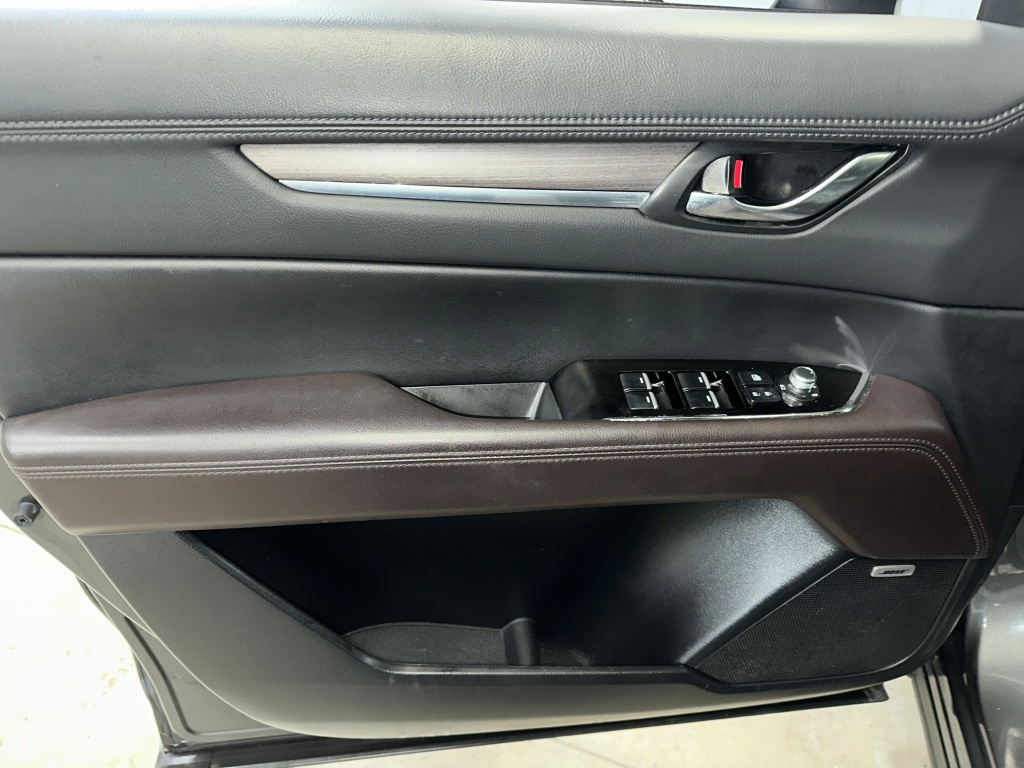 2022 Mazda CX-5 2.5 Turbo Signature photo 5