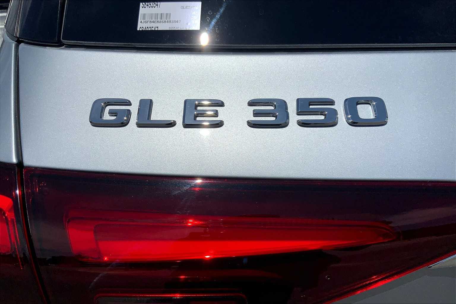 2025 Mercedes Benz GLE 350 4MATIC photo 4