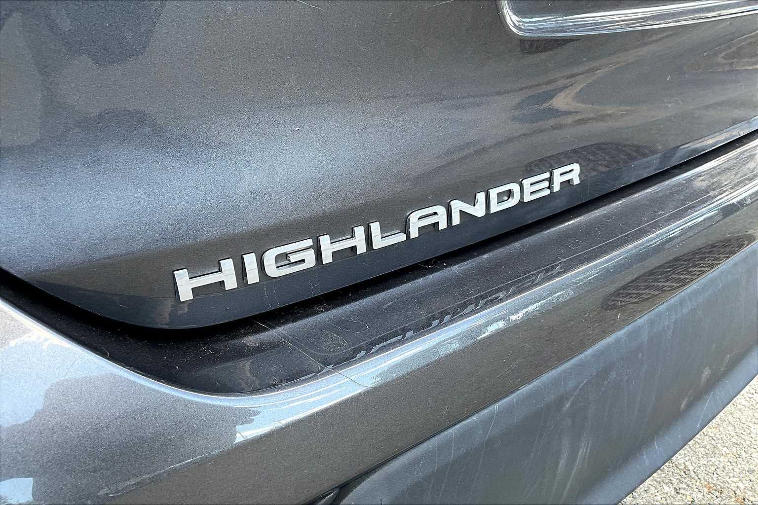 2022 Toyota Highlander XLE photo 30