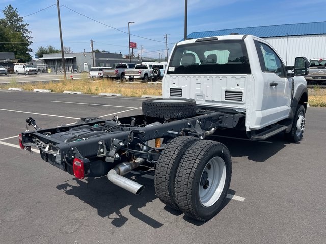 2024 Ford F-550 photo 10
