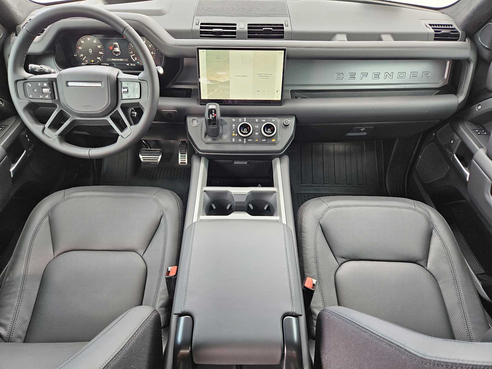 2025 Land Rover Defender 110 X photo 25