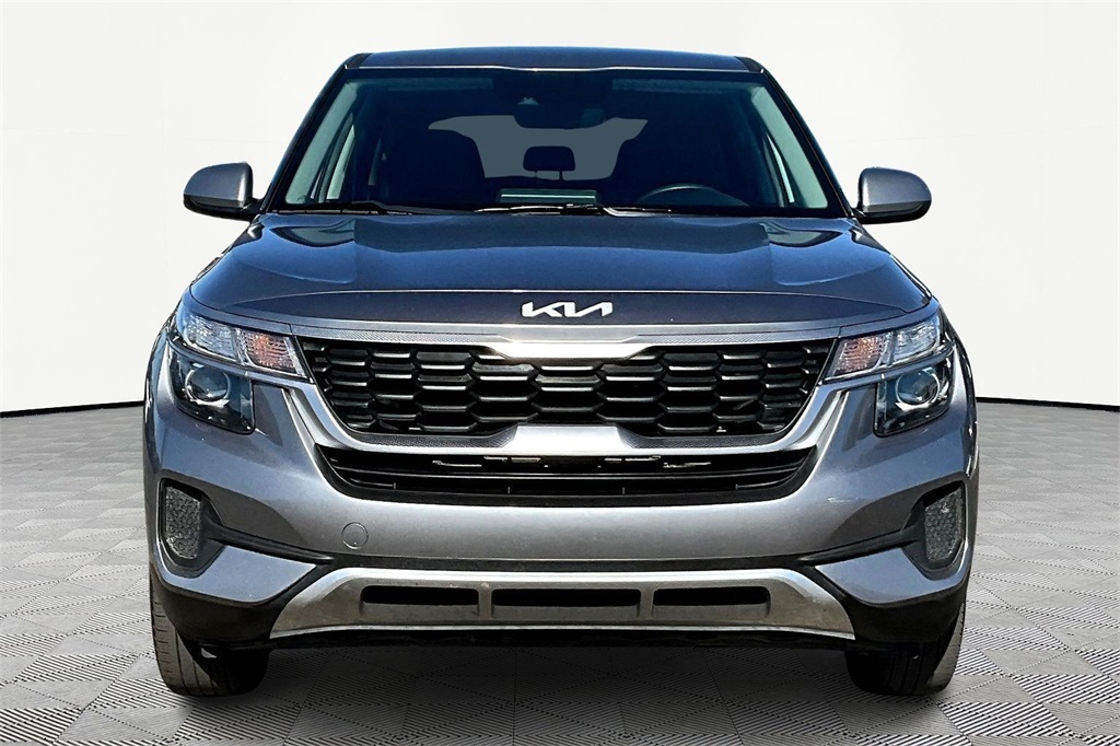 2022 Kia Seltos LX photo 3