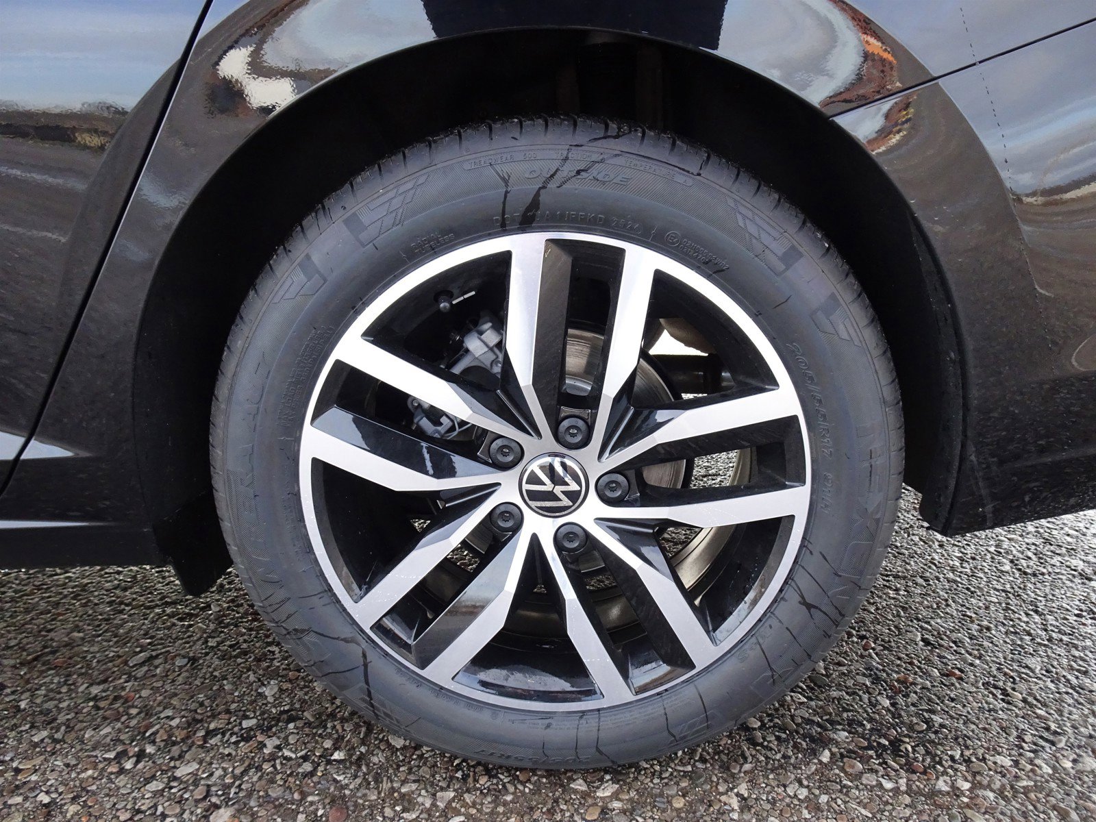 2025 Volkswagen Jetta 1.5T SE photo 3
