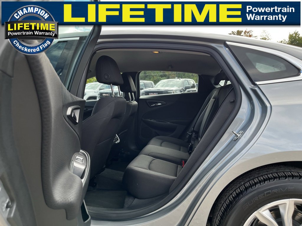 2024 Chevrolet Malibu 1LT photo 17