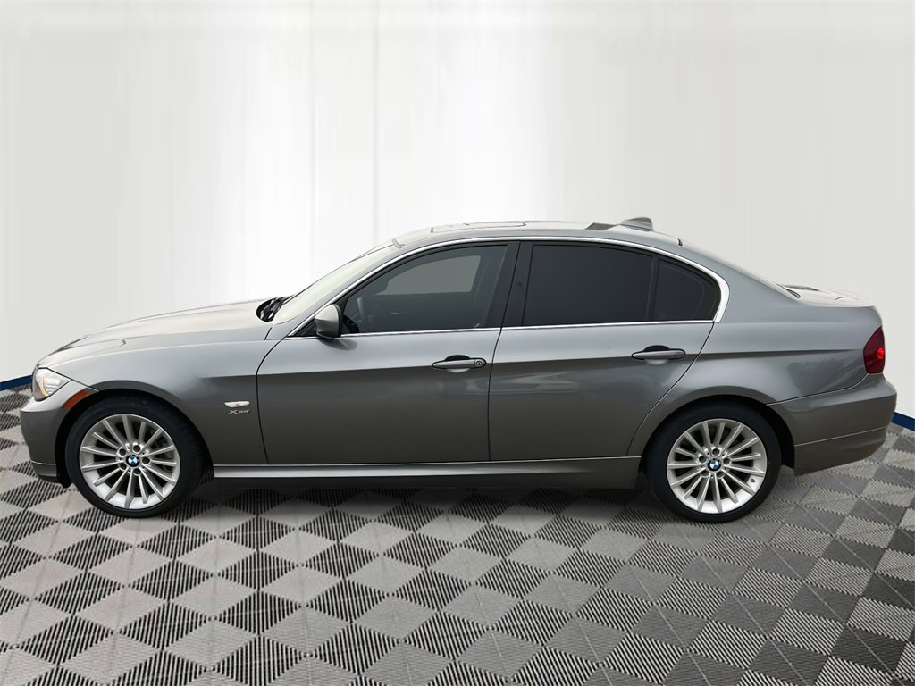 2010 Bmw 335i xDrive photo 2