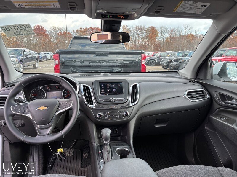 2024 Chevrolet Equinox LT photo 4