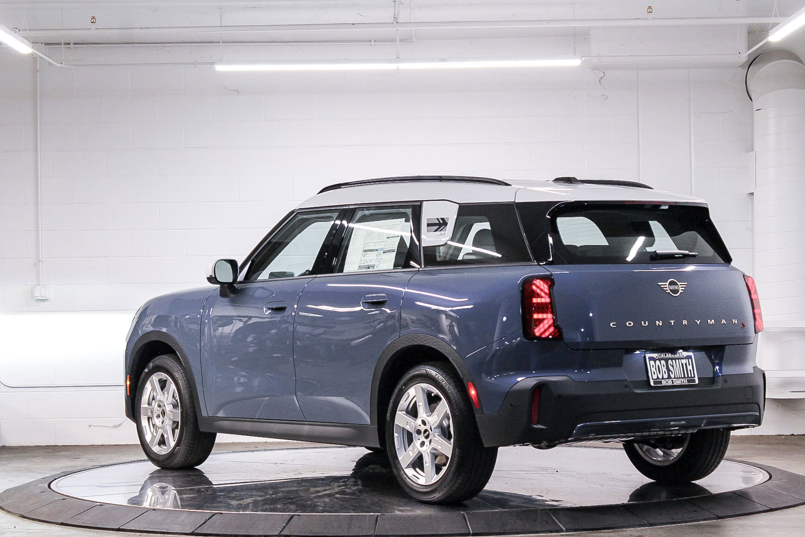 2025 Mini Countryman ALL4 Signature photo 4