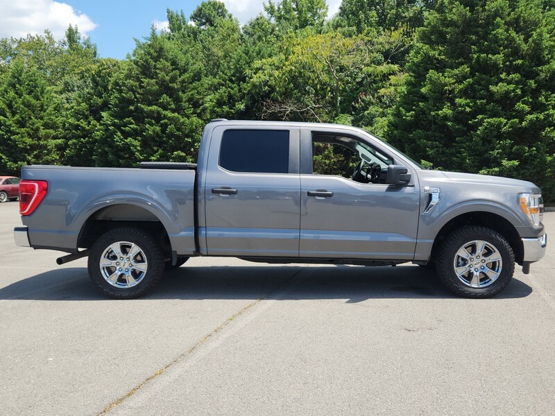 2021 Ford F-150 XLT photo 2